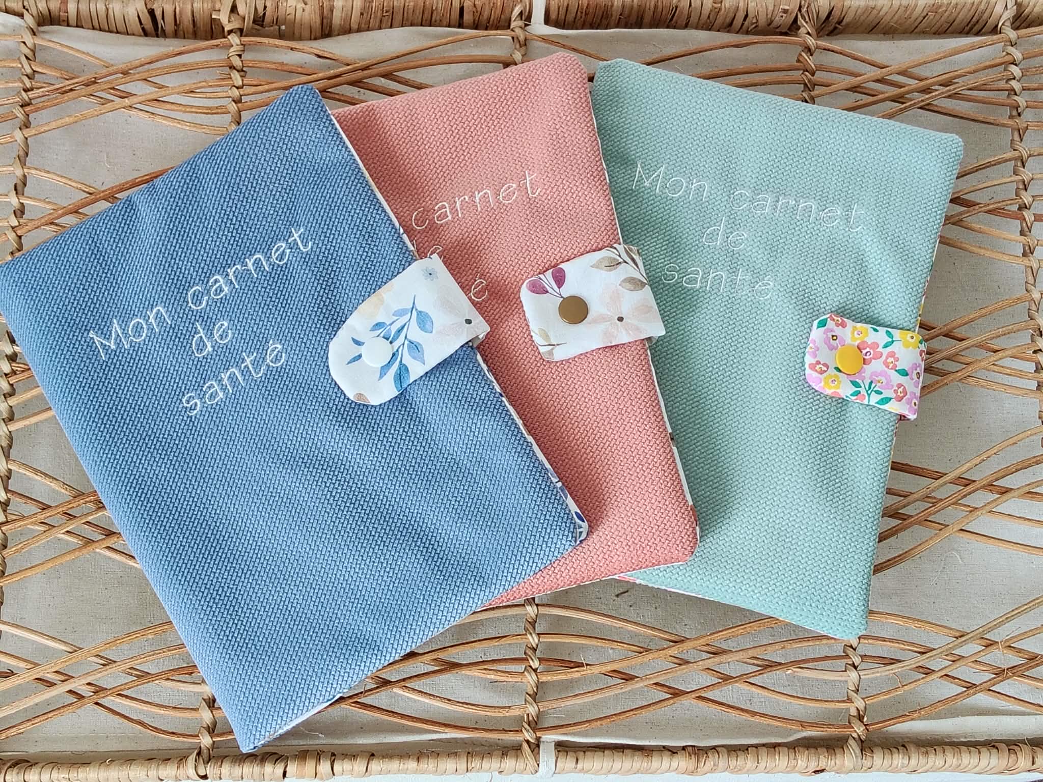 Les protèges carnet de santé