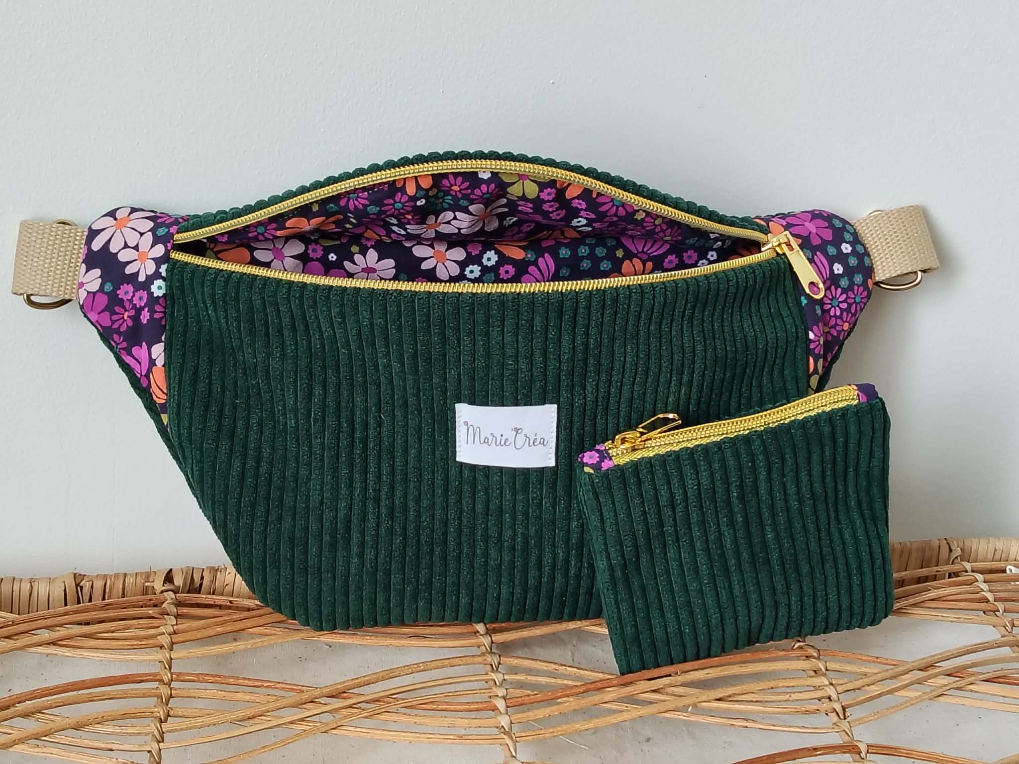 Sac banane en velours vert sapin et le porte monnaie
