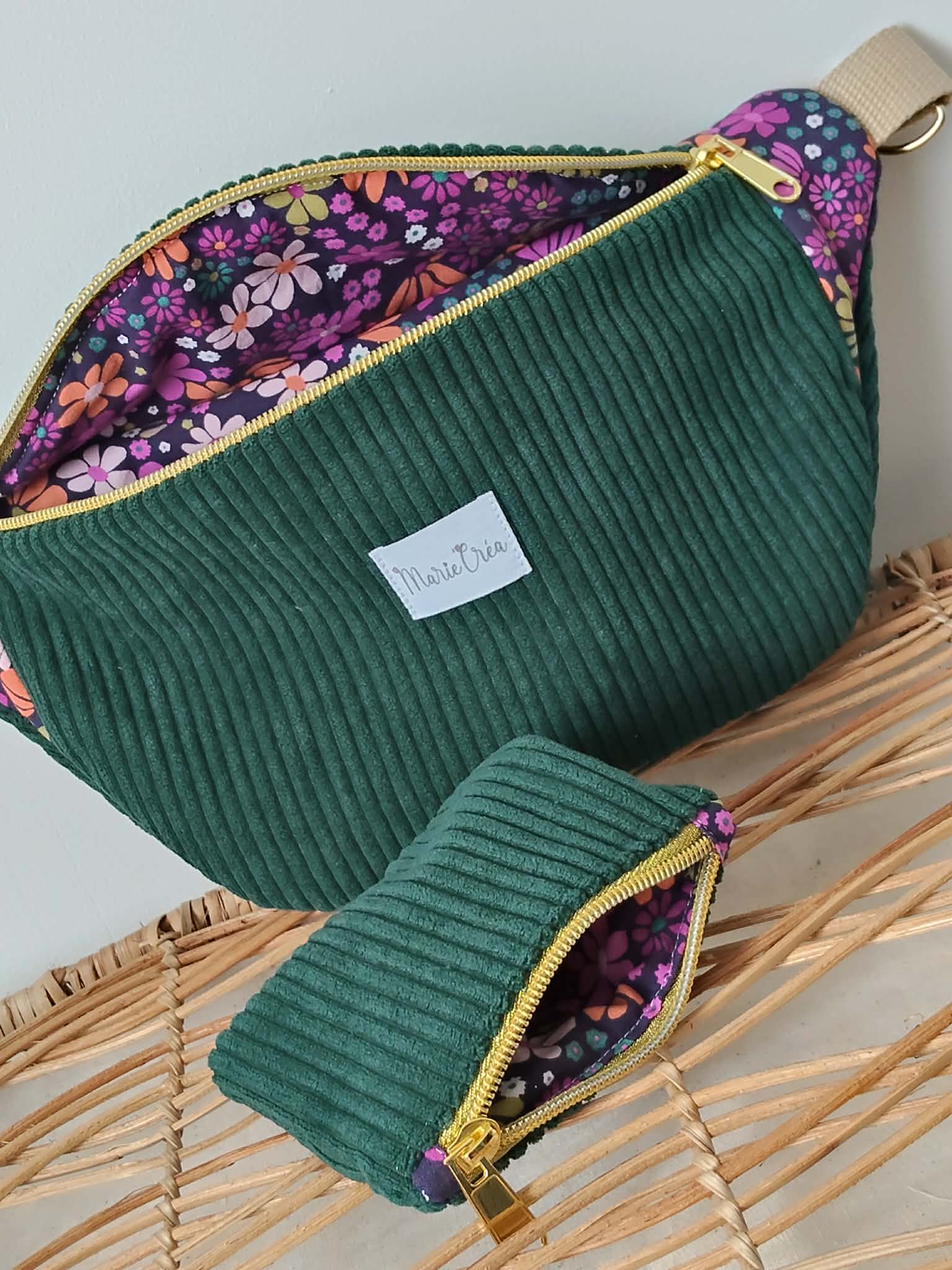 Sac banane en velours vert sapin et le porte monnaie