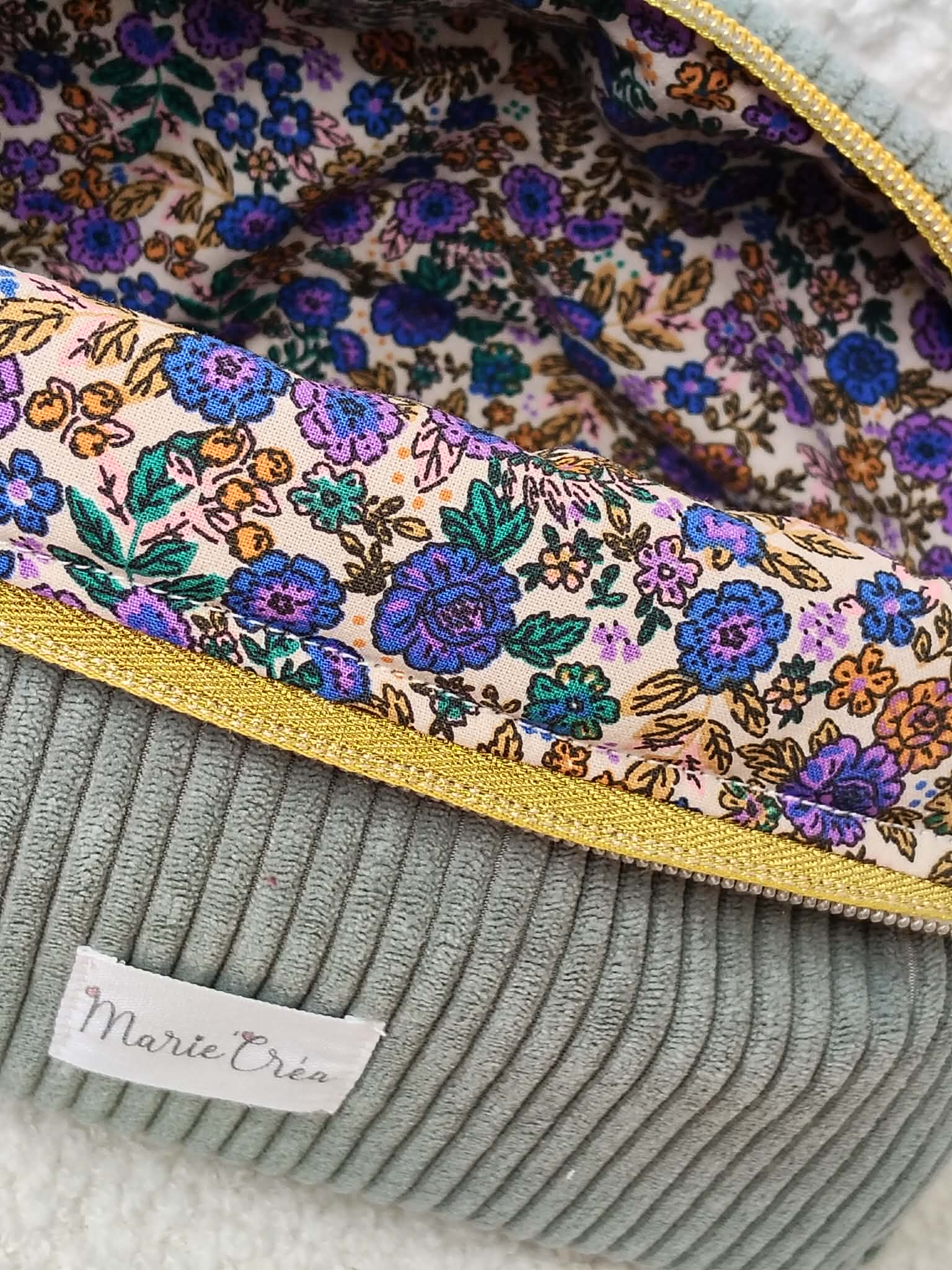 Les nouvelles couleurs des trousses de toilette