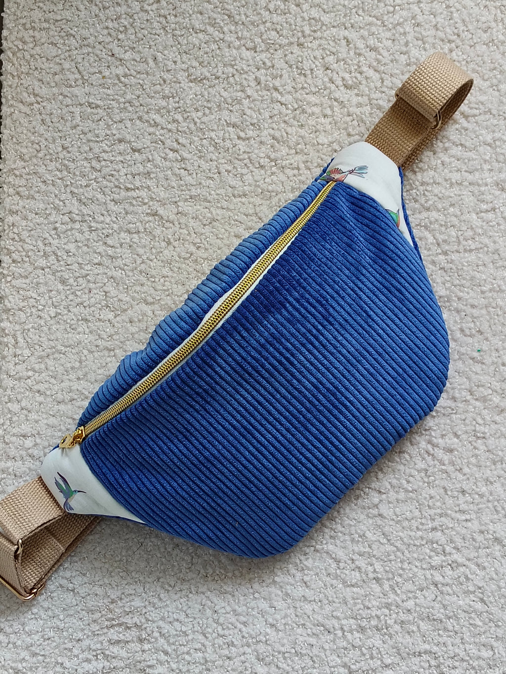 Sac banane en velours bleu